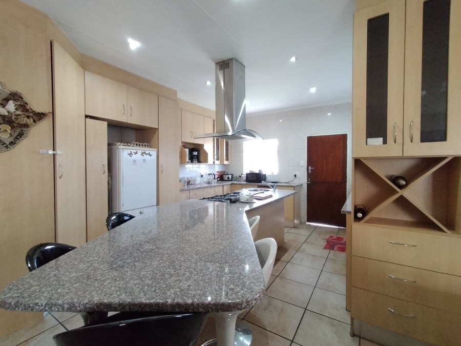 3 Bedroom Property for Sale in Vaalpark Free State